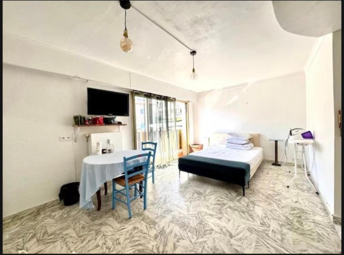 Studio Palm Beach Кан Екстериор снимка