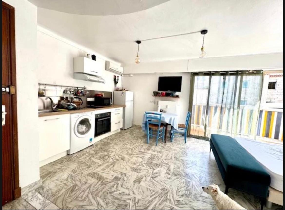 Studio Palm Beach Кан Екстериор снимка